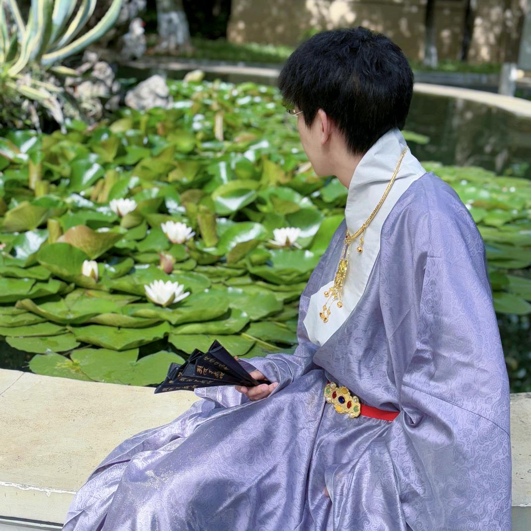 🧞‍♂️月露斋