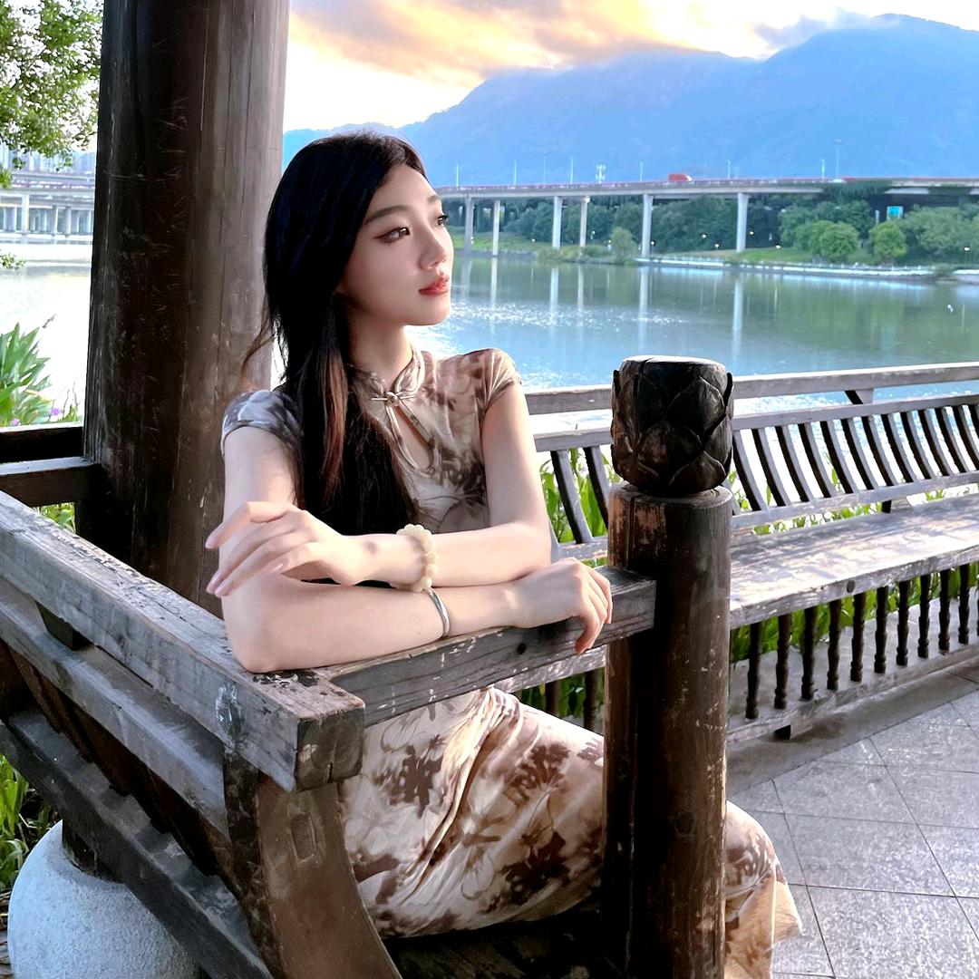 夏末末🎤