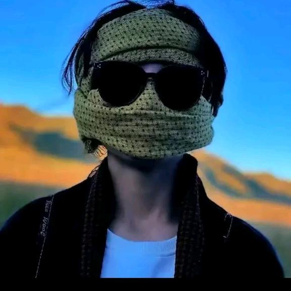 1376