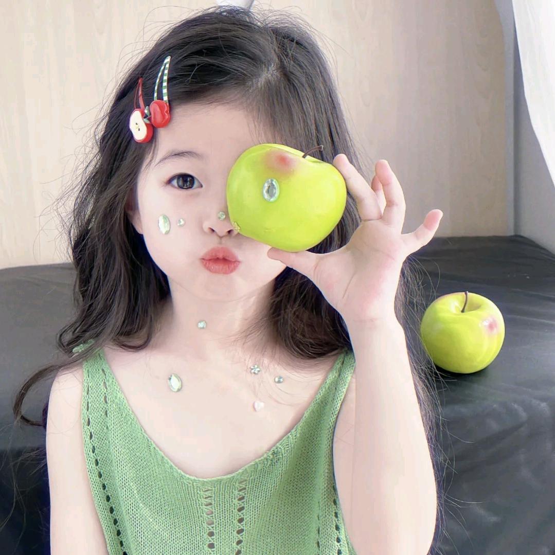 李子有点酸💕