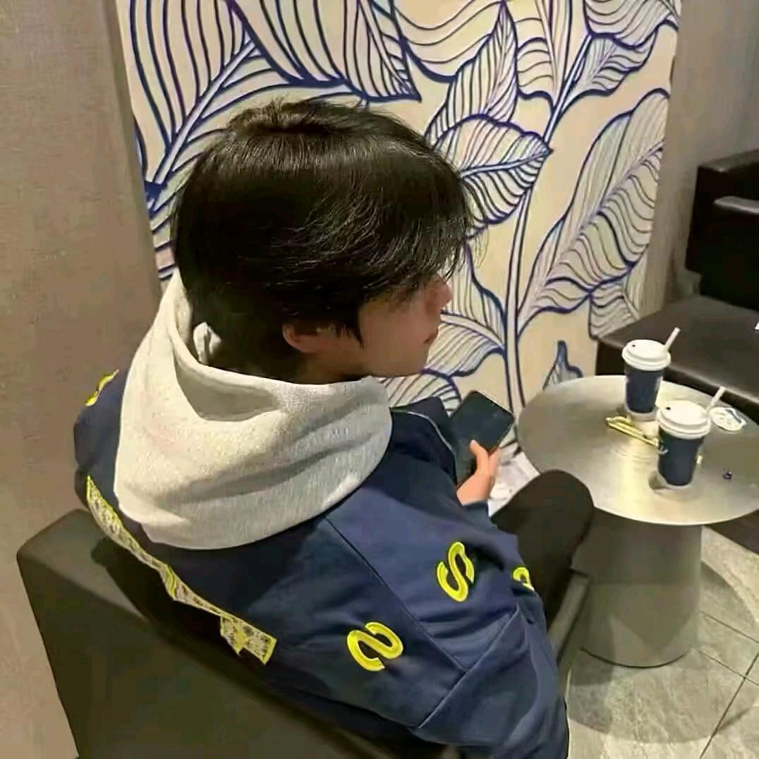 仰望大海