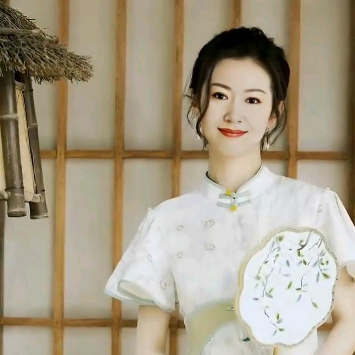 知艾者常乐-燕子