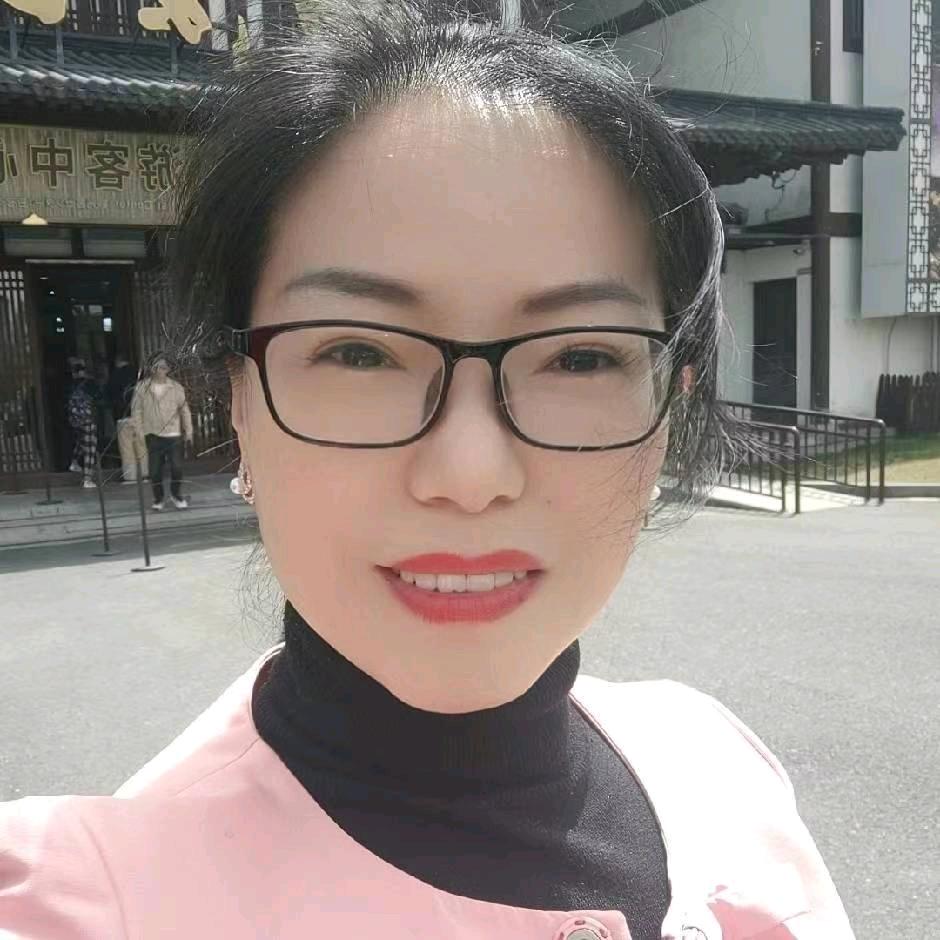 我华姐——红娘加果园