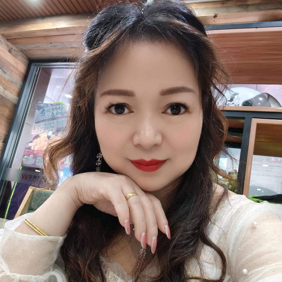 英子💕