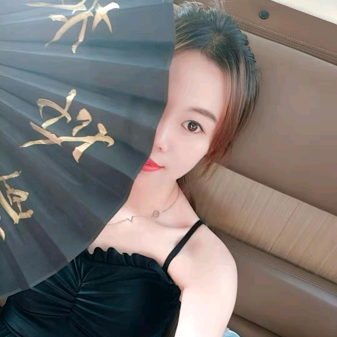 小秀（新店博璇美皮肤管理中心）