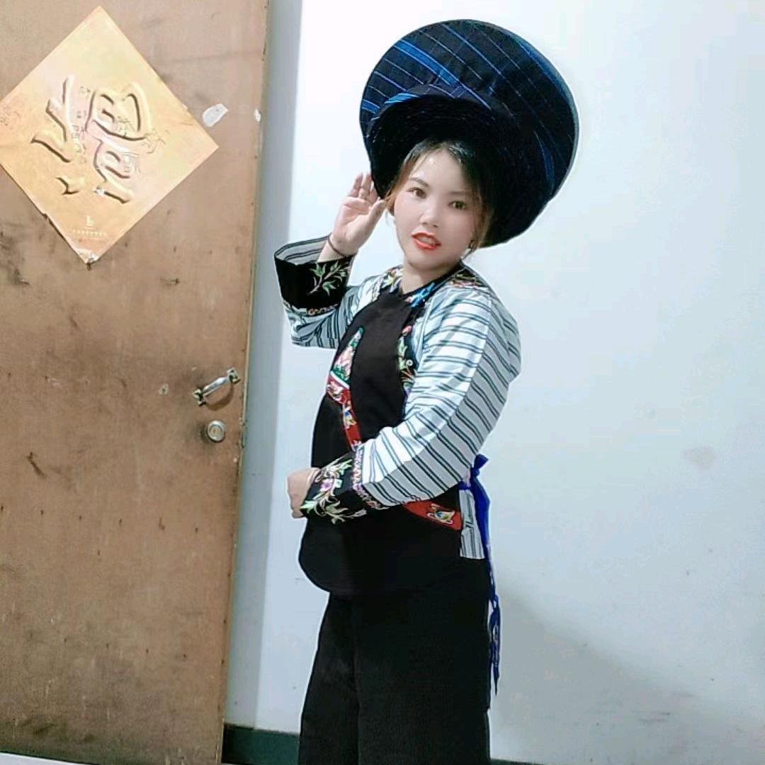 小花^0^