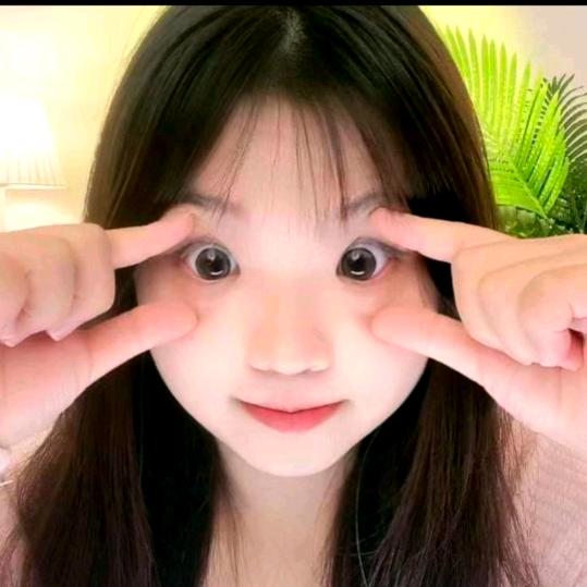 双眼乐观