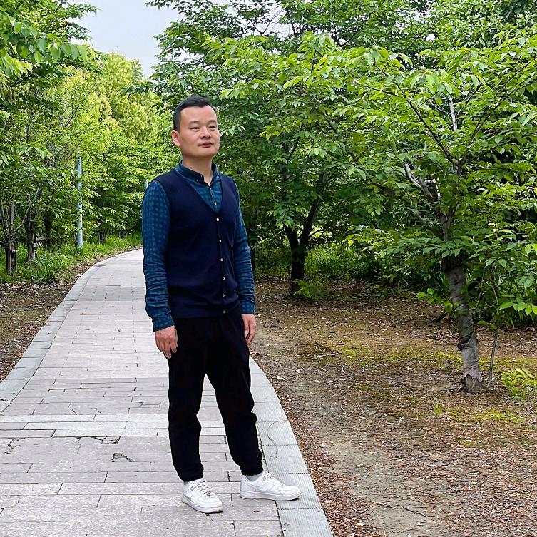 成哥 百货商行