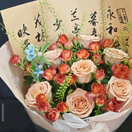 小玉好可爱。