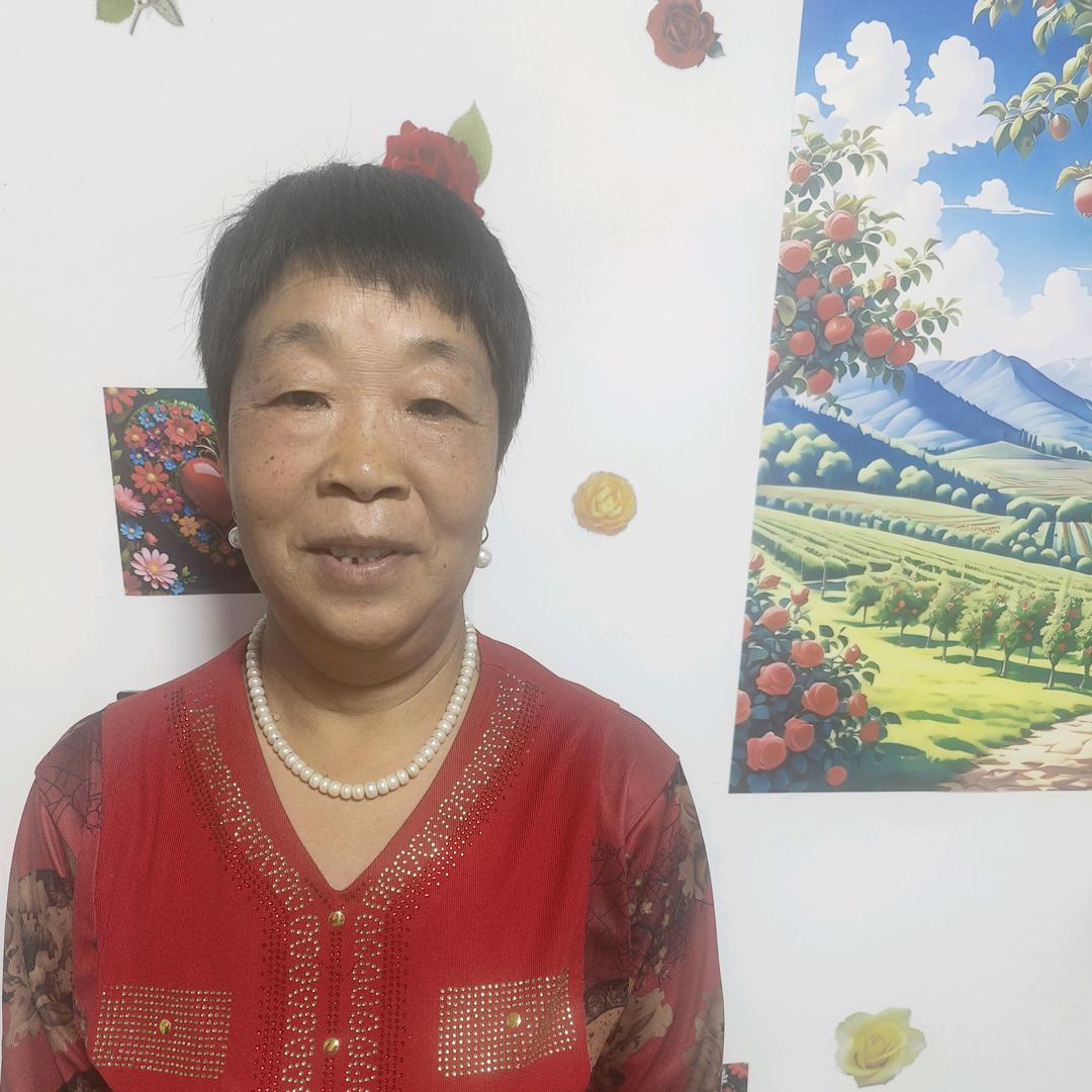 凤姐。中午12:30开播。