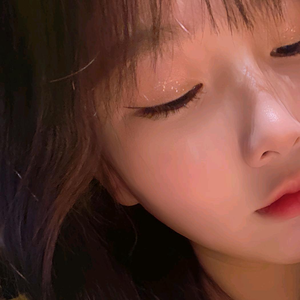 爱吃水果的小兔子