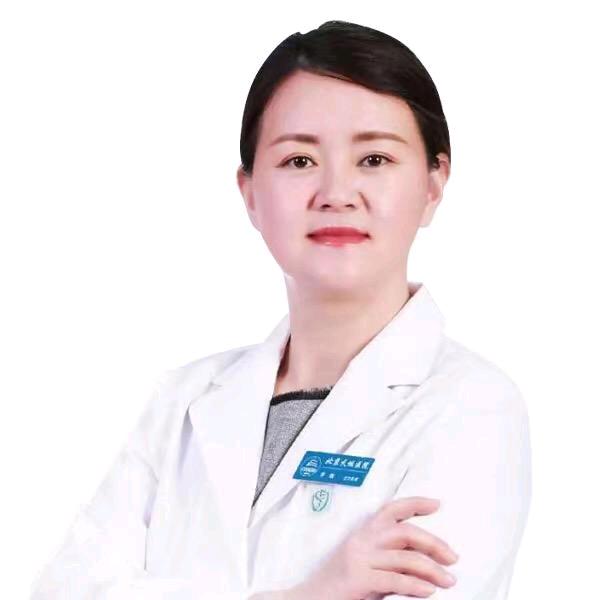 北京天坛李巍胸部整形