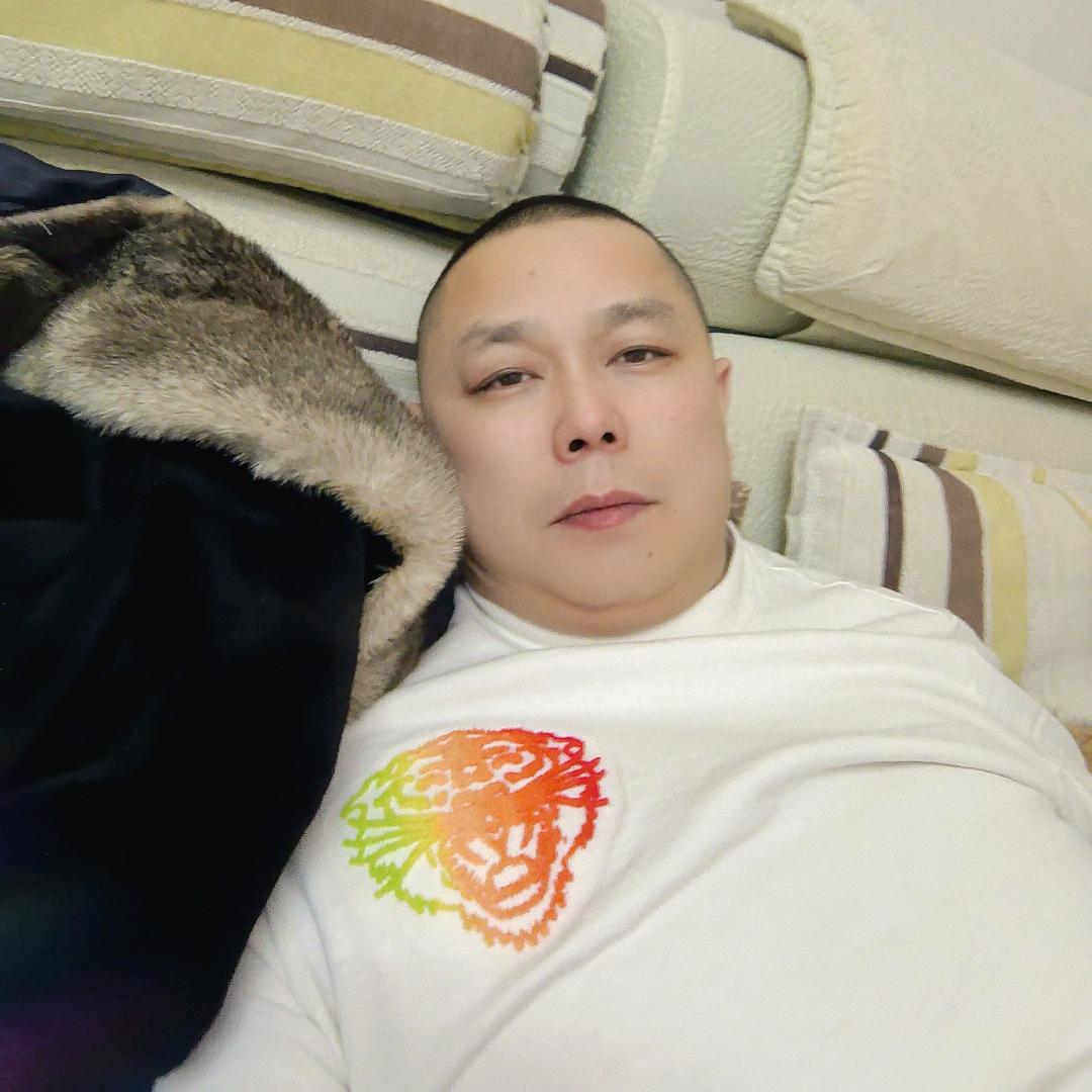 楠哥