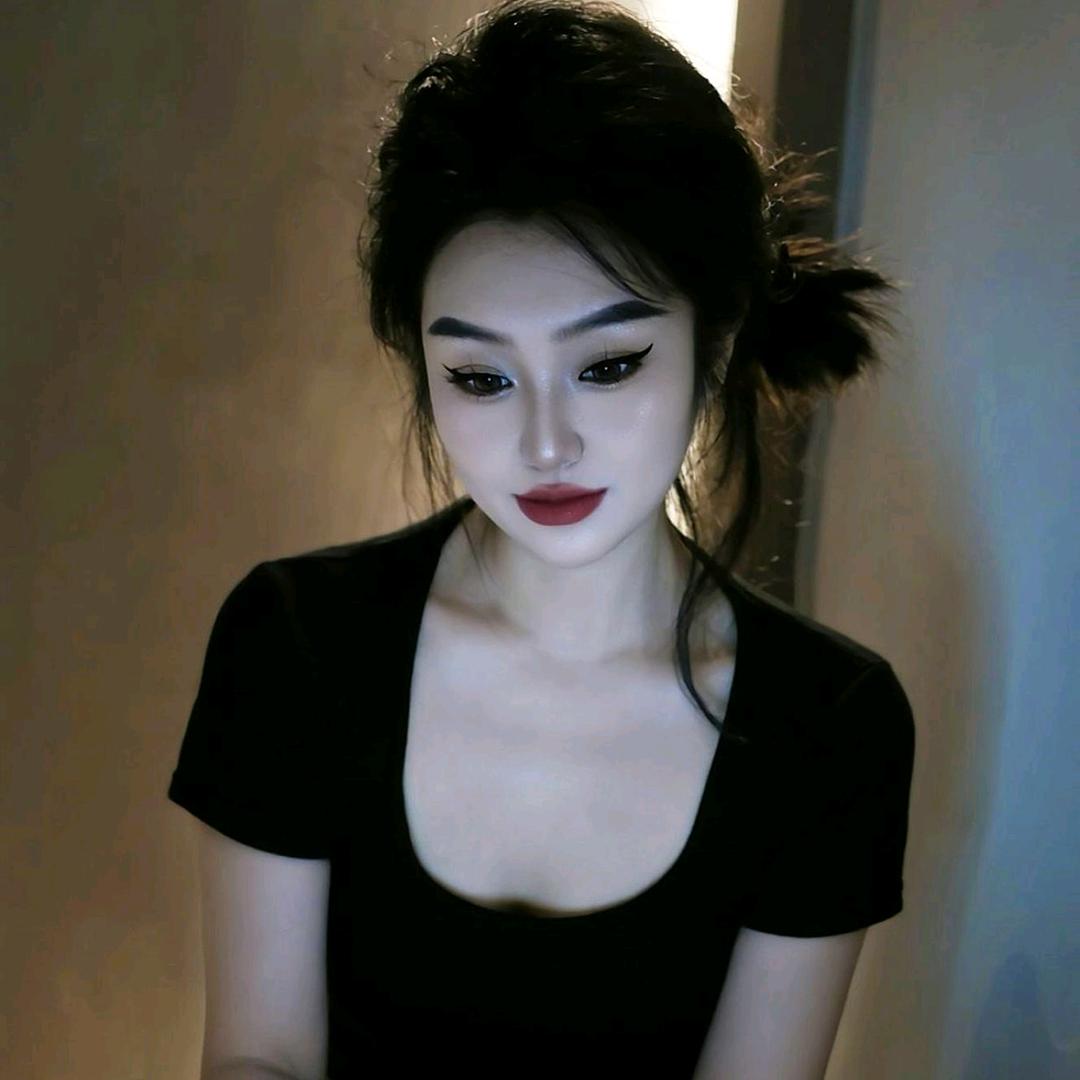 麟翔海鲜中餐厅小曹经理💃