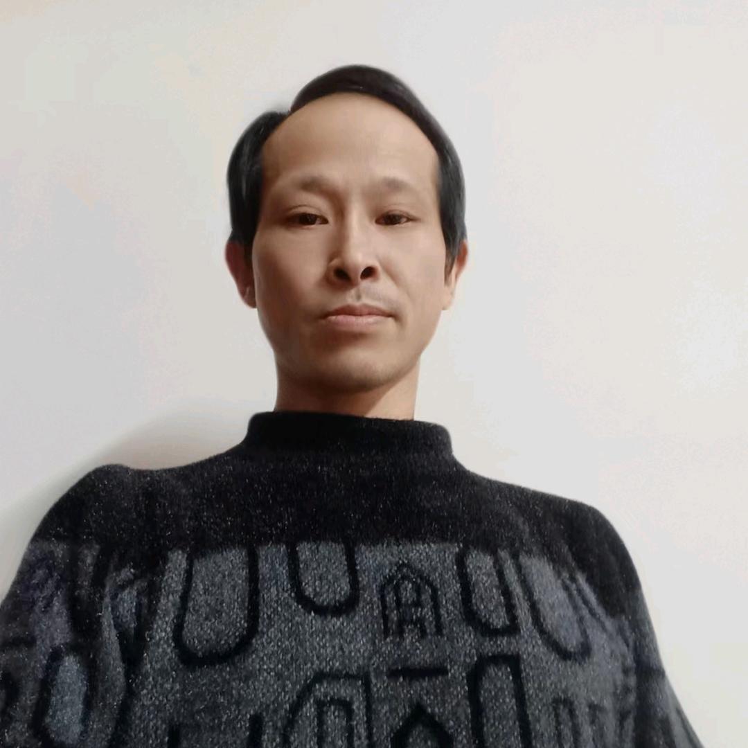 坎坷人生，卢