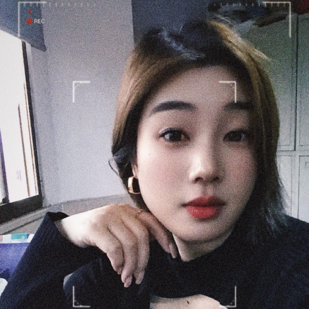 内心住着几百个少女🐰