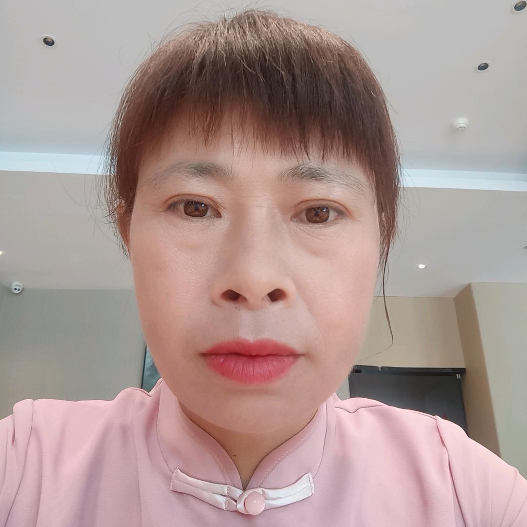 单只蝴蝶刘欣回收旧衣服