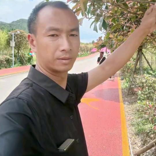 贵州疯子哥