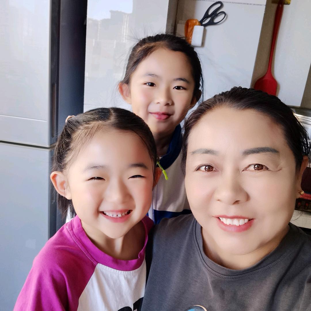 小姐俩的日常生活