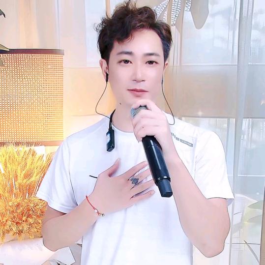 黔炎🎖️1761