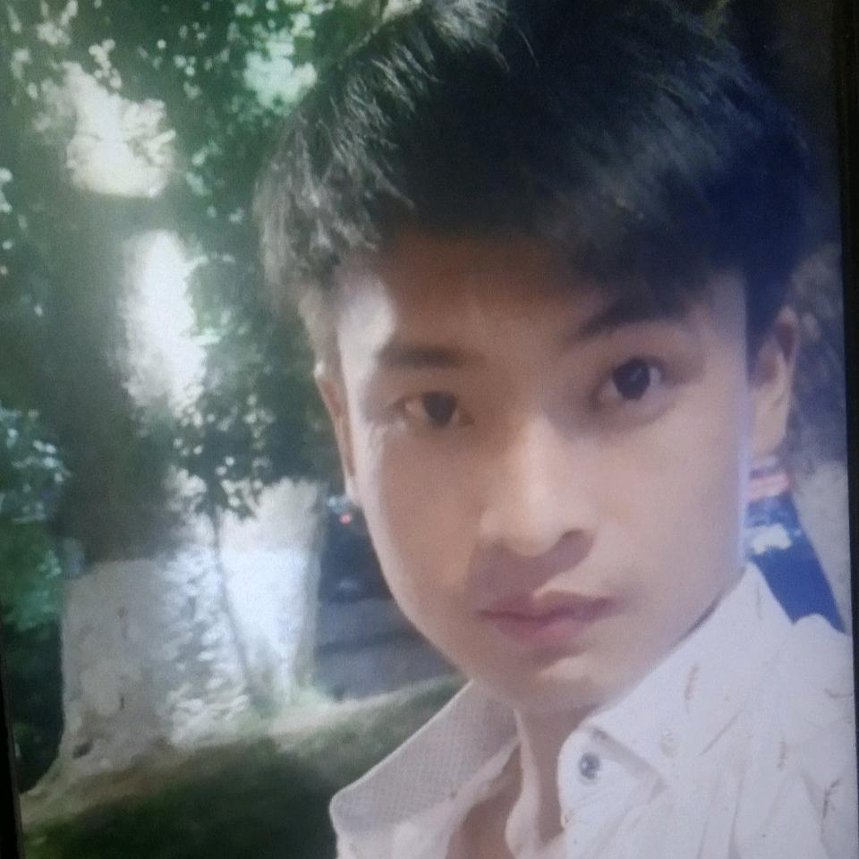 黄志