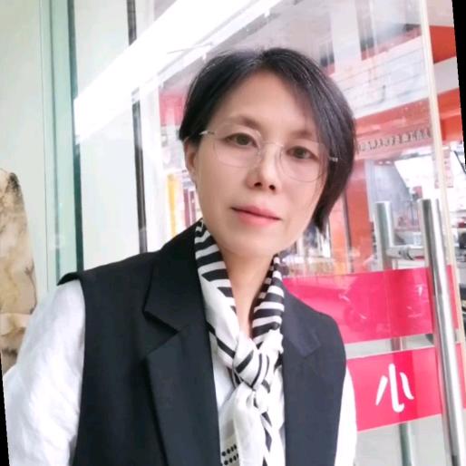 小娟服饰（四甲镇菜市场北门）