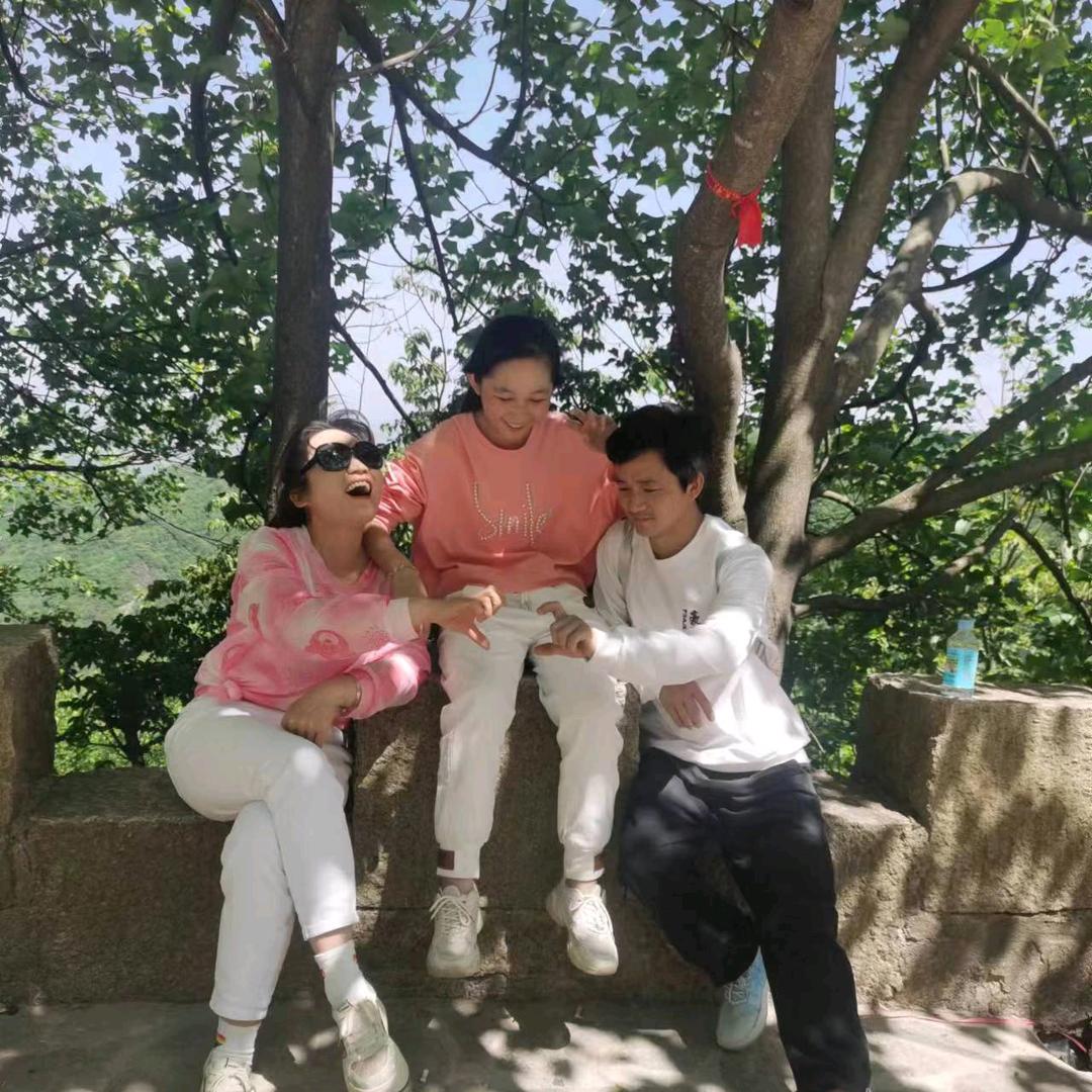 @易哥小铭