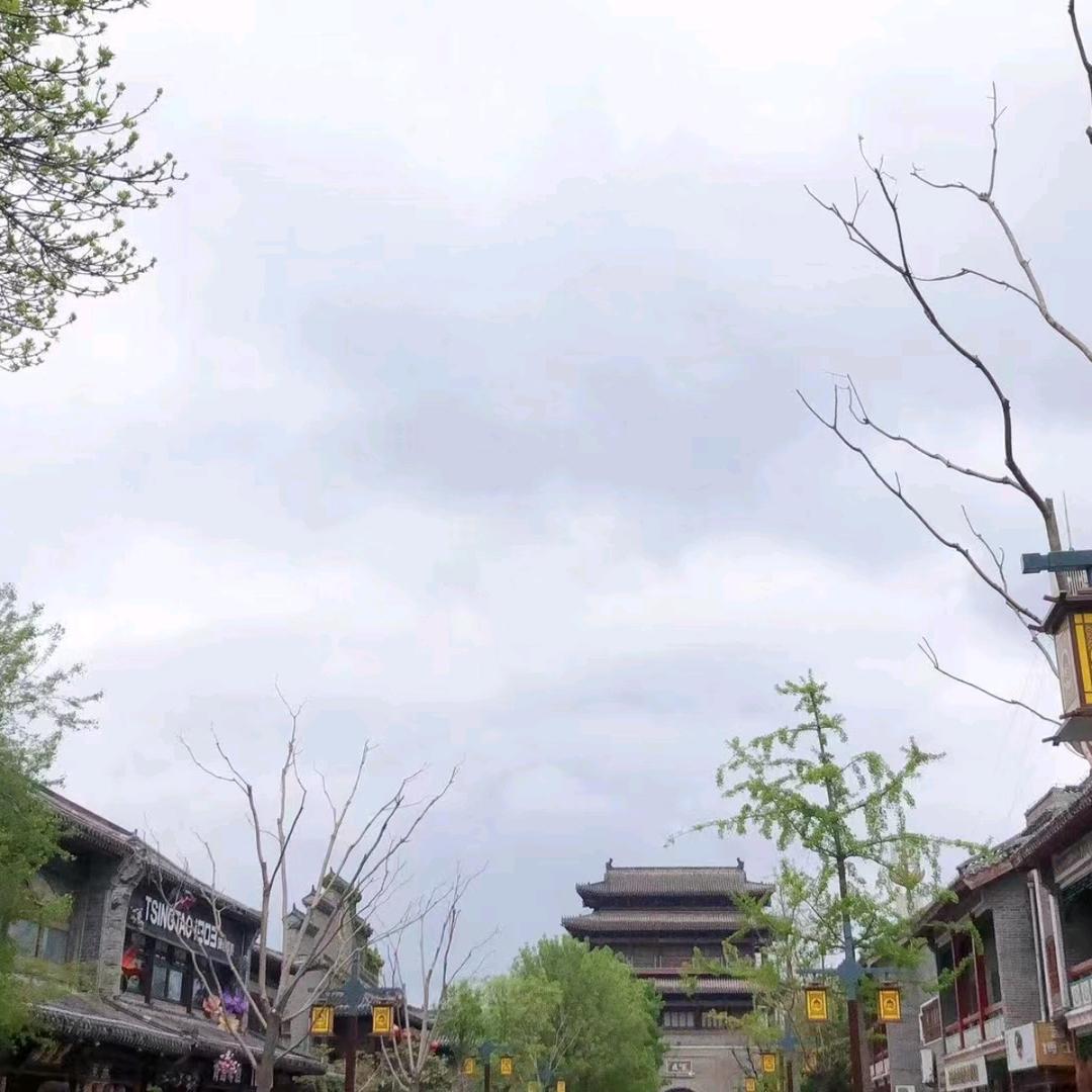 邱可昕.