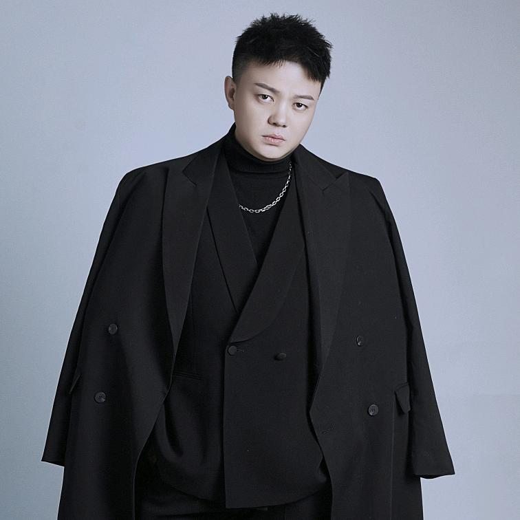 FJ.吴琼🐼 八方來財