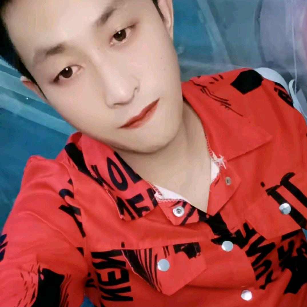 《单身小虎牙哥》爱你99分