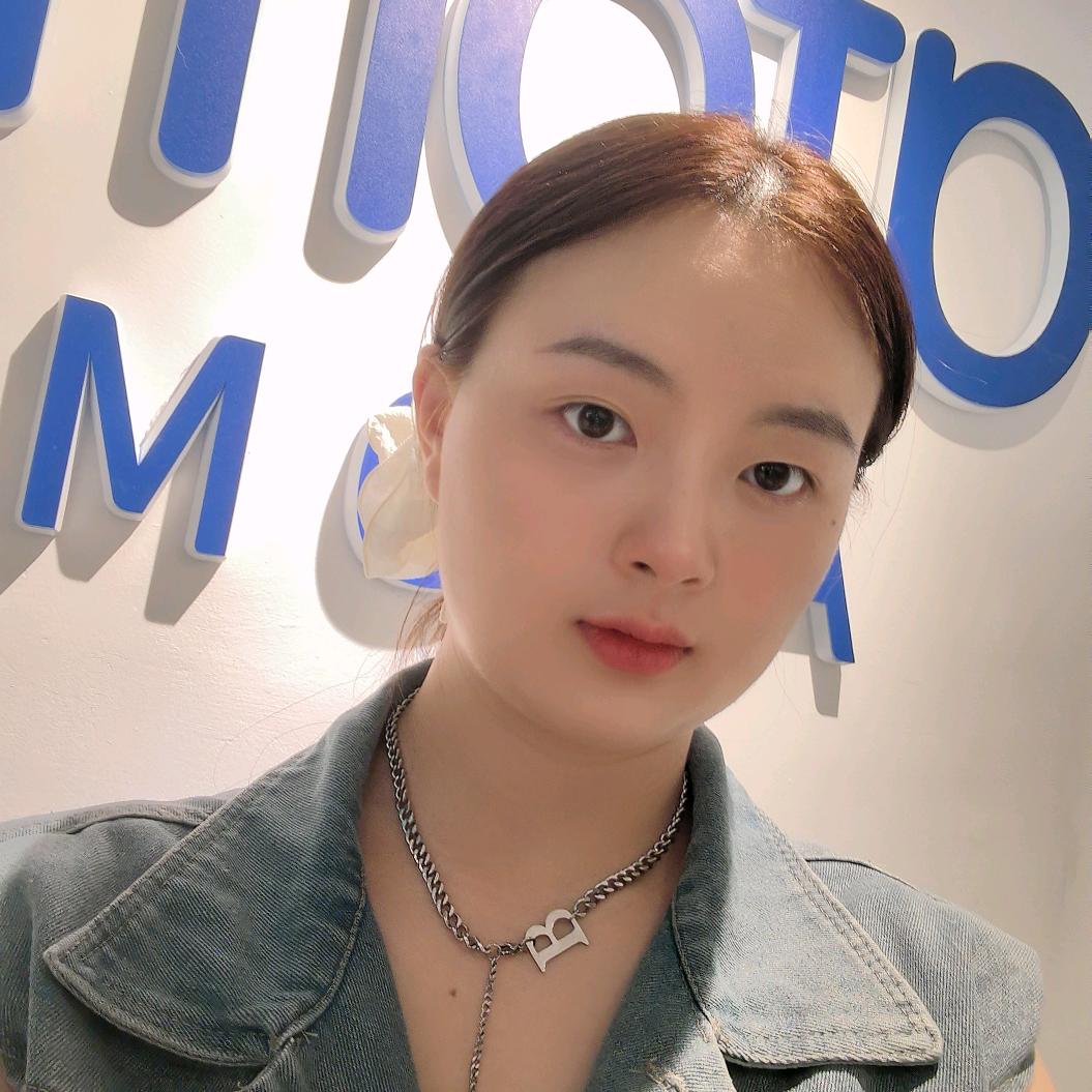 Atom美~小霞(已瘦25斤)