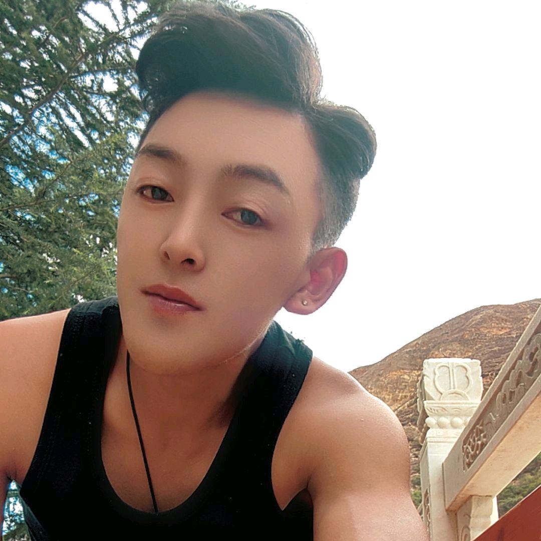 巴塘   扎西次登