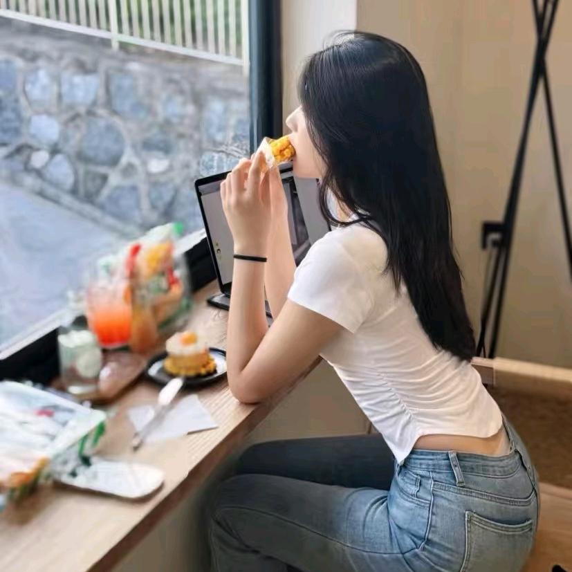 小u黎