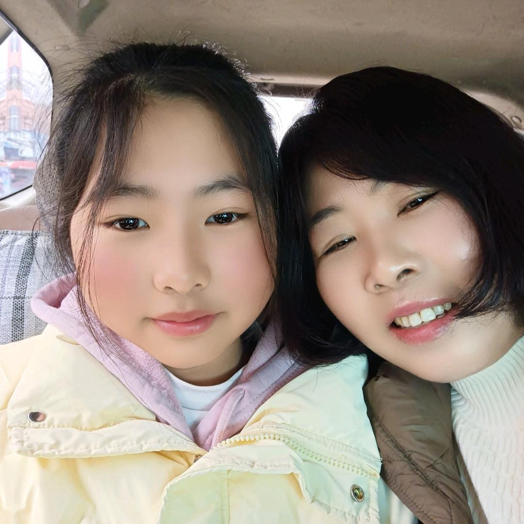 霞姐🧡ྀི💛ྀི❤️ྀི