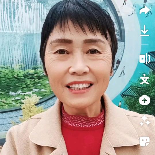 小梁姐