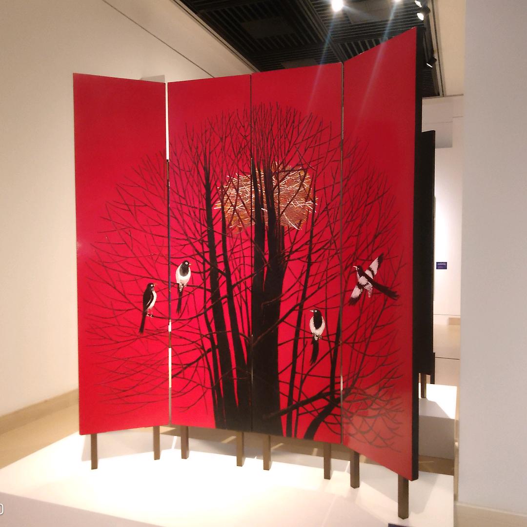 清水出芙蓉，天然去雕饰