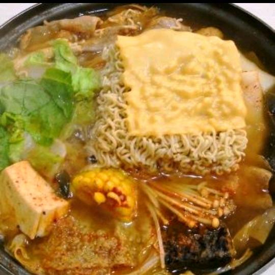 大宝小宝卖泡面