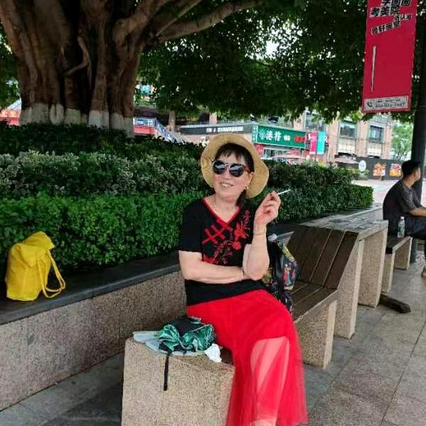 快乐姐（不定时开播）