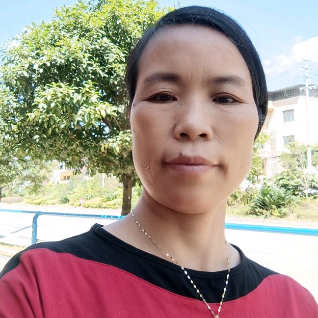 啊慧姐3（开播号：啊慧姐1早7点28分）