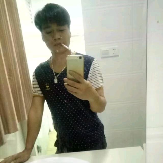 谁ᕕ༼伴•̀我•́༽闯ᕗ荡❤