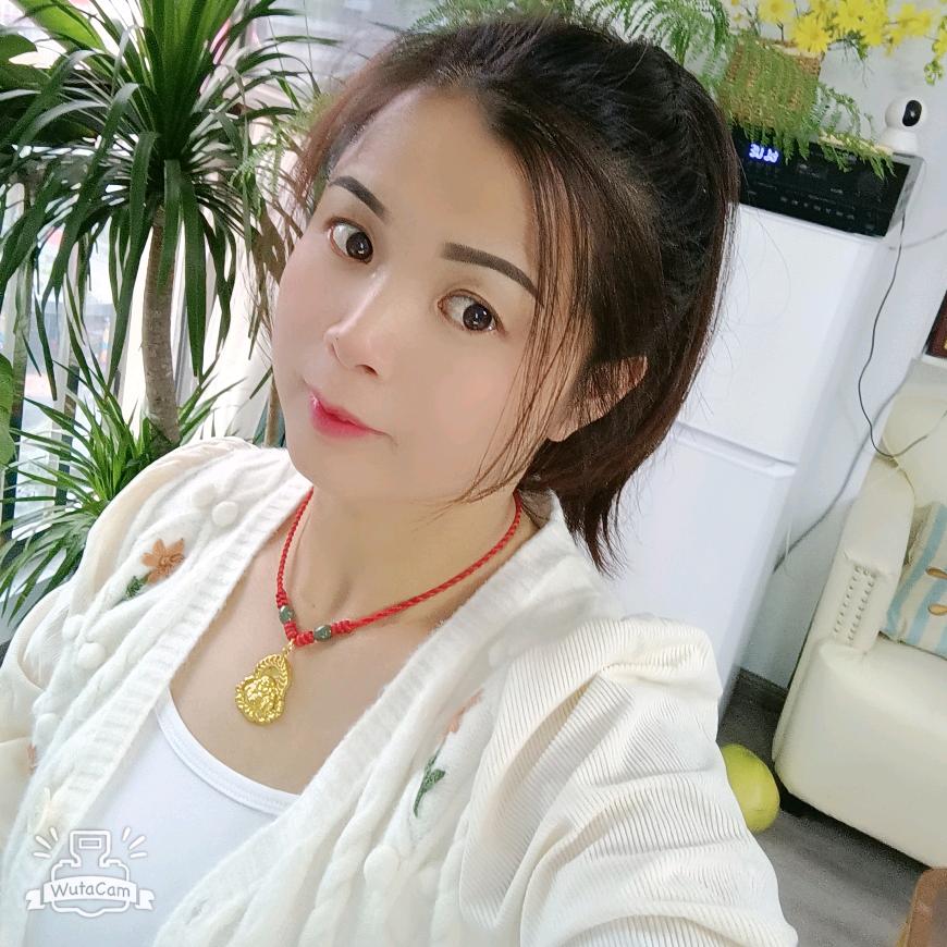 芬芳٩(๑•ㅂ•)۶