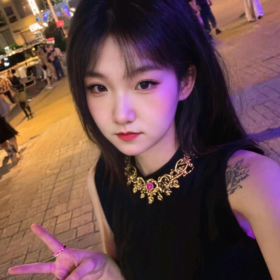 @依依