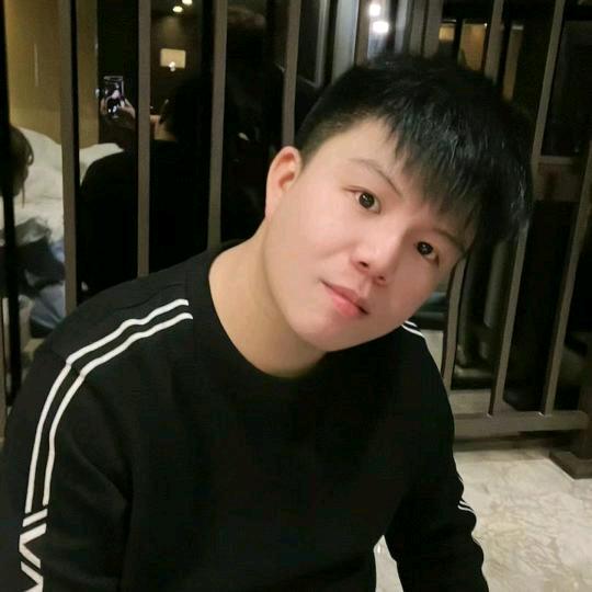 咻～～飞机要吗？