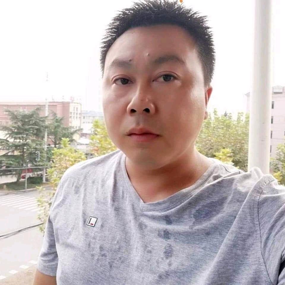 越南为龙蒋春圃