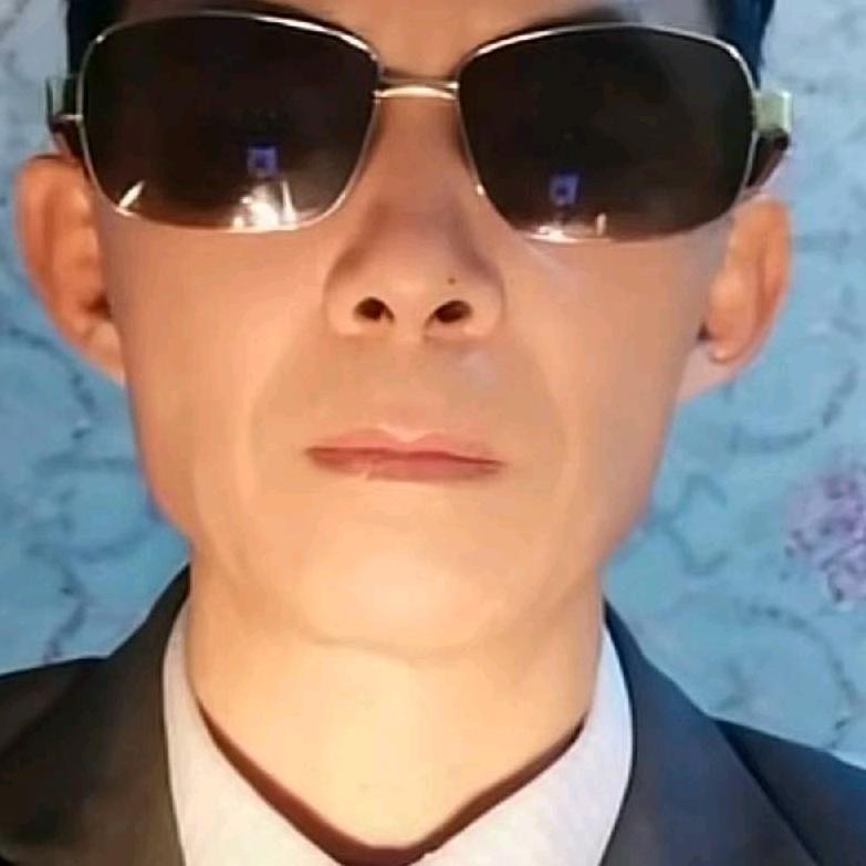 文明开心聊天主播