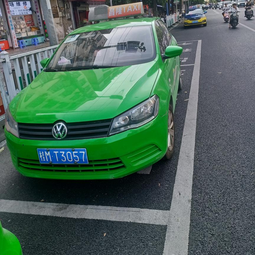 宜州出租车韦师傅