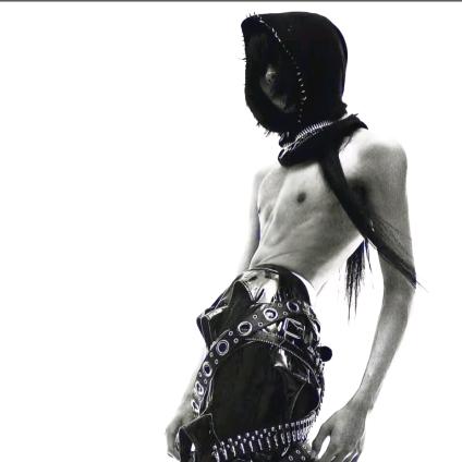 85激情老头拿豆橛子狂抽性感女大