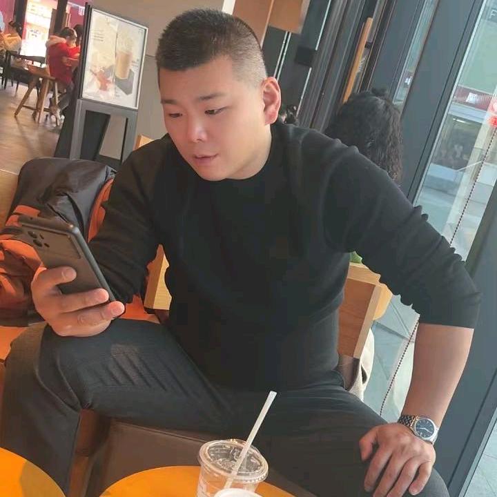 东海搬砖哥