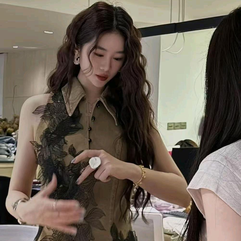 三吉黑花百变穿搭