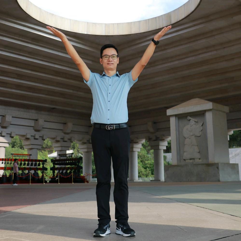 华源荆蓝防水——张选乔